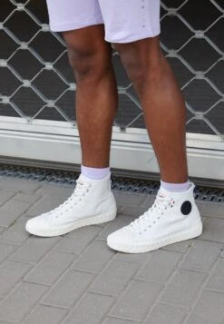 Palladium Mid Unisex - High-Top Trainers - Star White -Stride Vibe Outlet Store 01a230d3a863495cb3ba29b03d0e16b0