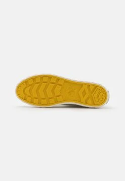 Palladium Mid Unisex - High-Top Trainers - Star White -Stride Vibe Outlet Store 34649520730542f284b952b6fcca3d88