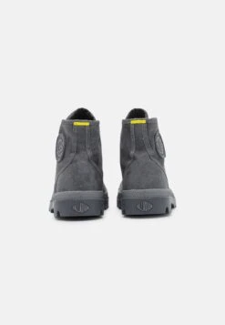Palladium Pampa Hi Wax Unisex - Ankle Boots 8 Palladium Pampa Hi Wax Unisex - Ankle Boots -Stride Vibe Outlet Store 8ab334b98f994e7c9bec02ea3d4d38a1