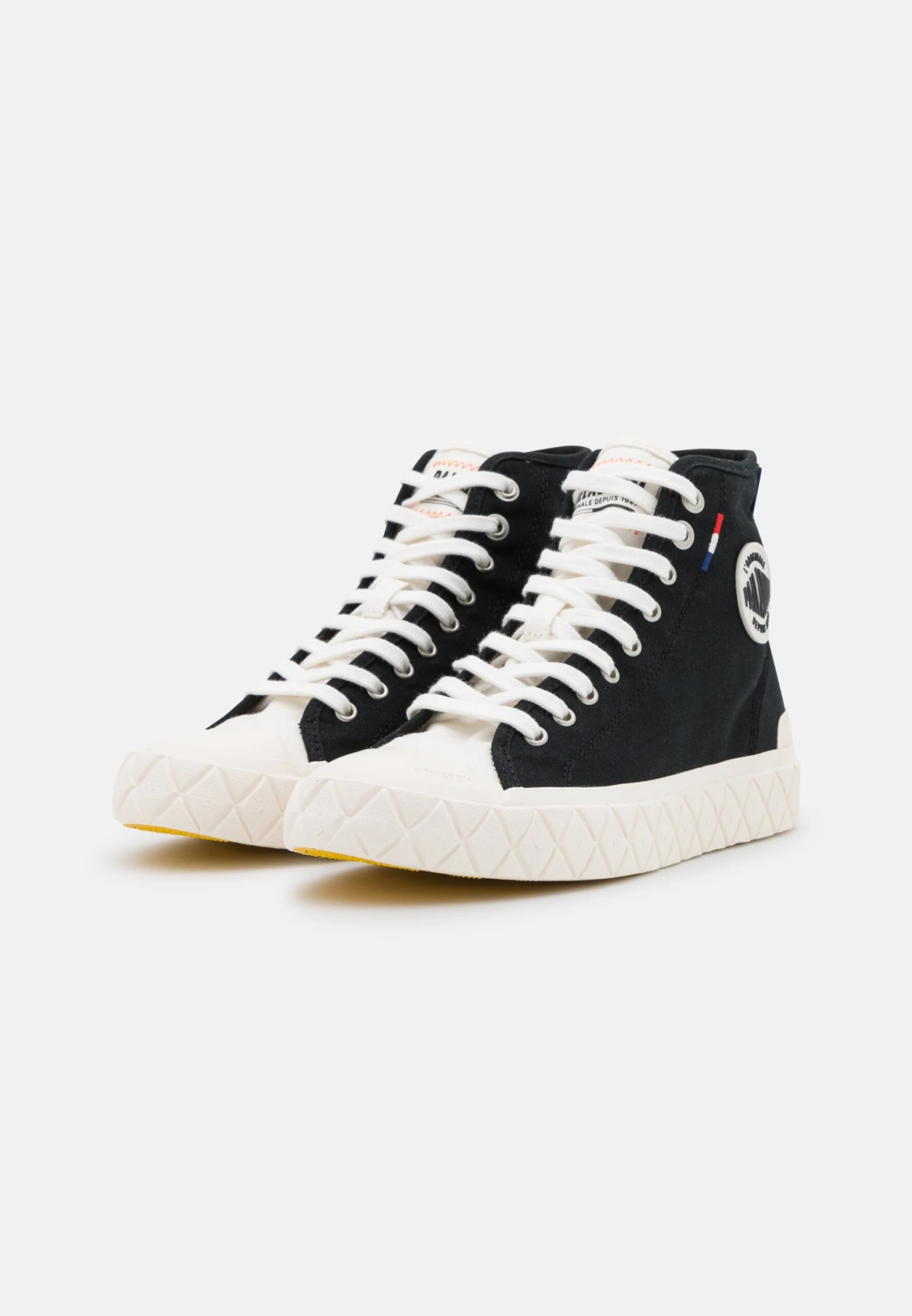Palladium Mid Unisex - High-Top Trainers - Black 2 Palladium Mid Unisex - High-Top Trainers - Black - Image 2