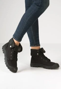 Palladium Baggy - Lace-Up Ankle Boots